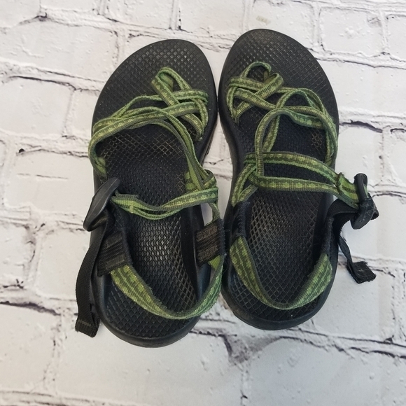Chaco zx/2 green black toe loop sandals - Picture 6 of 9